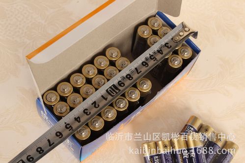 統(tǒng)一霸王5號(hào)干電池 地?cái)偱c十元店的引流利器，日用百貨中的熱賣爆款